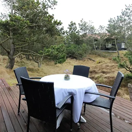 Glady - 500m From The Sea By Interhome